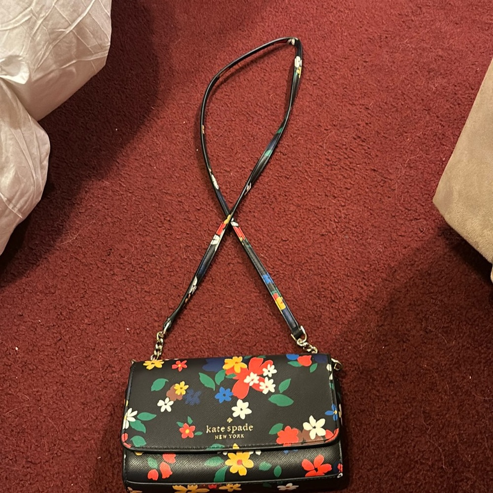 Make an offer for Kate Spade Sailing Floral Wallet Crossbody